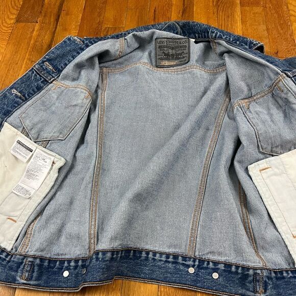 Levis Jauquard Denim Trucker Smart Jacket by Google - Picture 8 of 13